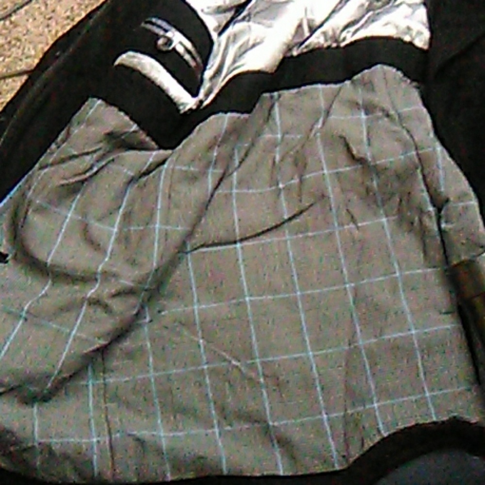 Kenneth Roberts platinum jacket - Picture 2 of 2